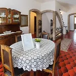 Mery, Sui Colli Della Riviera Di Rimini Villa Mondaino