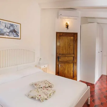 Mery, Sui Colli Della Riviera Di Rimini